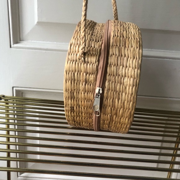 Purse - Picture 3 of 4